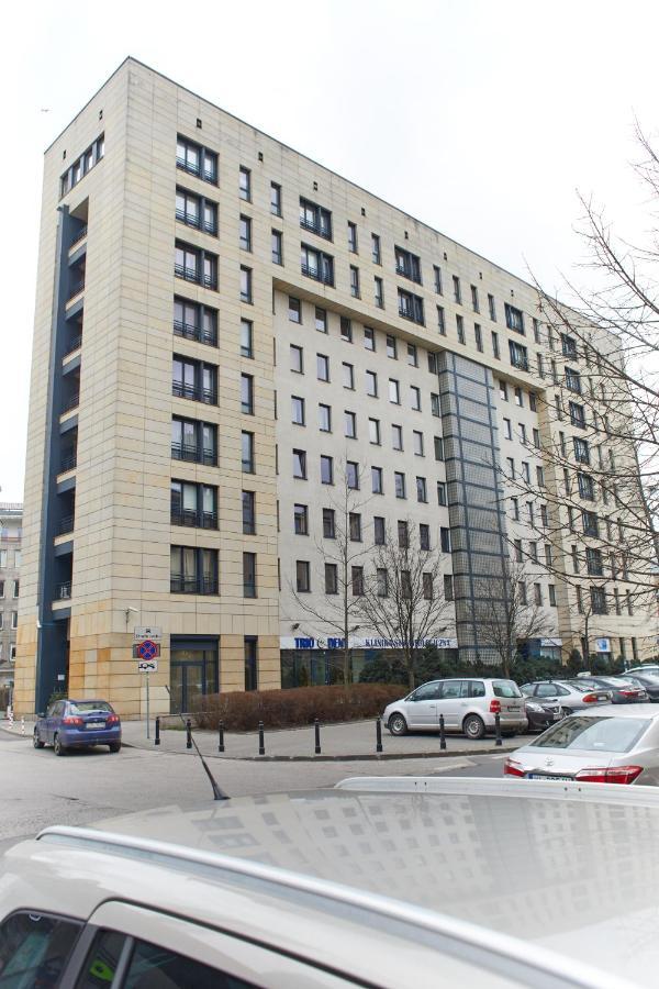 Metro Politechnika Studio Warschau Exterior foto